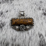 Rose and leaves bar pendant