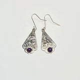 Simple but sassy earrings Purple Mohave