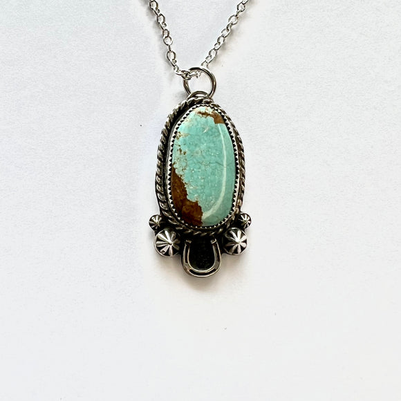 Stunning turquoise necklace